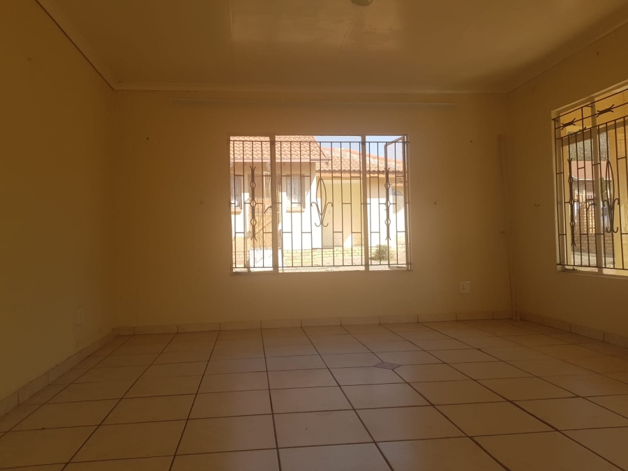 3 Bedroom Property for Sale in Tlhabane West North West